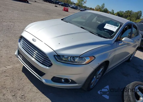 2015 Ford Fusion Se z USA, uszkodzony, nr VIN 3FA6P0H72FR117245